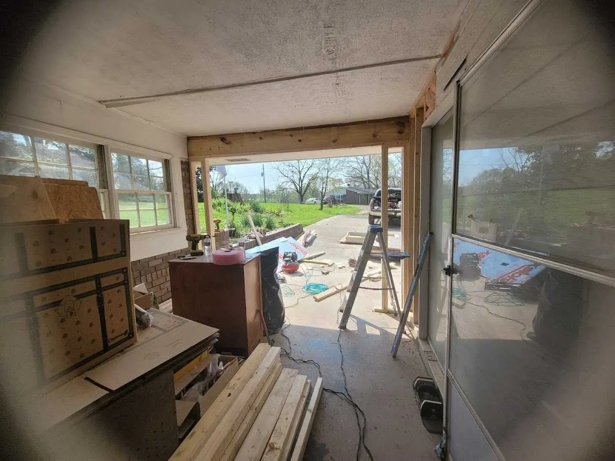 Air movers and dehumidifier for Drying & Dehumidification in Charlottesville